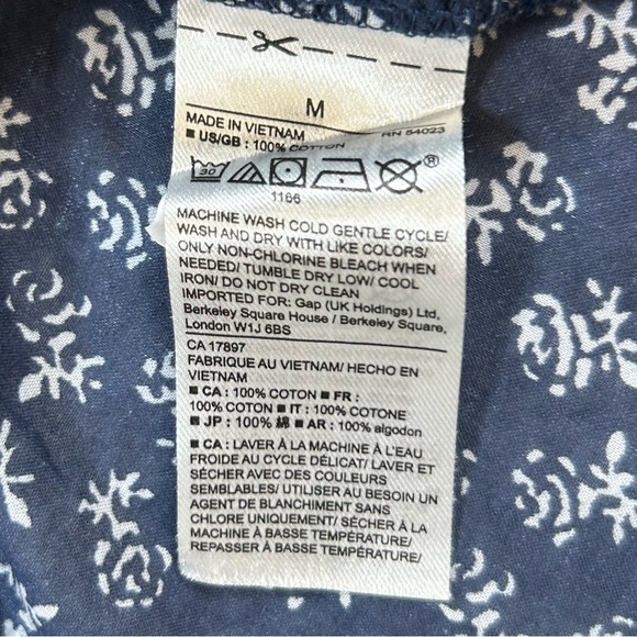 GAP Blue and White Tank Top with Abstract Pattern. Size Medium. - Picture 7 of 7